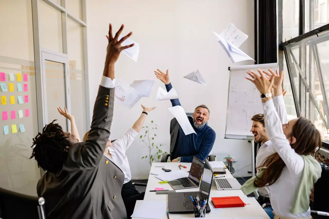 Staying Ahead: The Impact of Marketing Assistant Services on Business Competitiveness